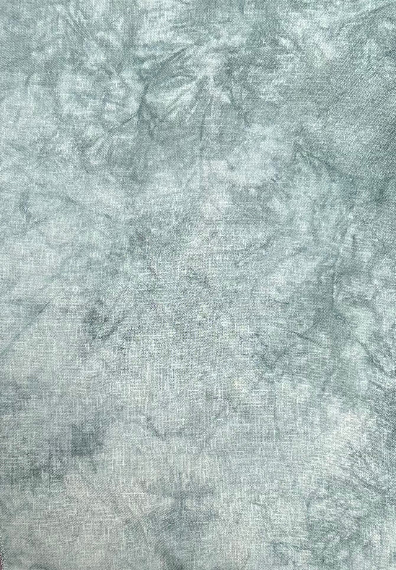 16 count opalescent aida 18” x 27”