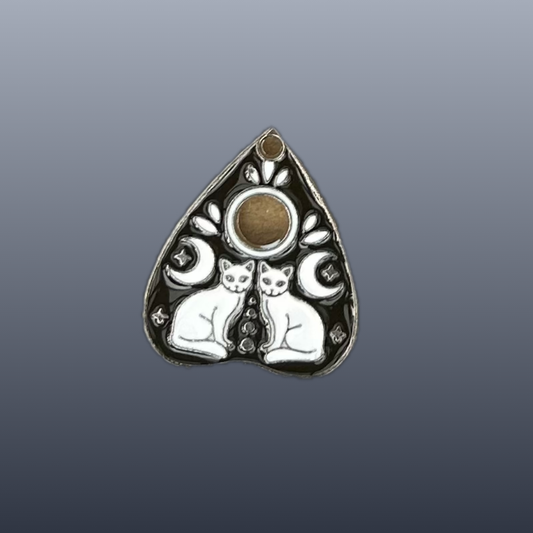 Cat Planchette enamel needle minder