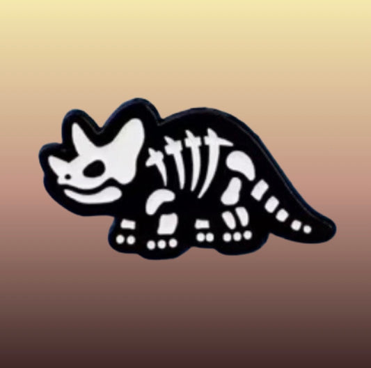 Triceratops Dinosaur Bones enamel needle minder