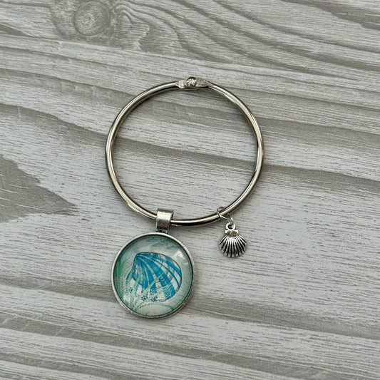Seashell thread keep