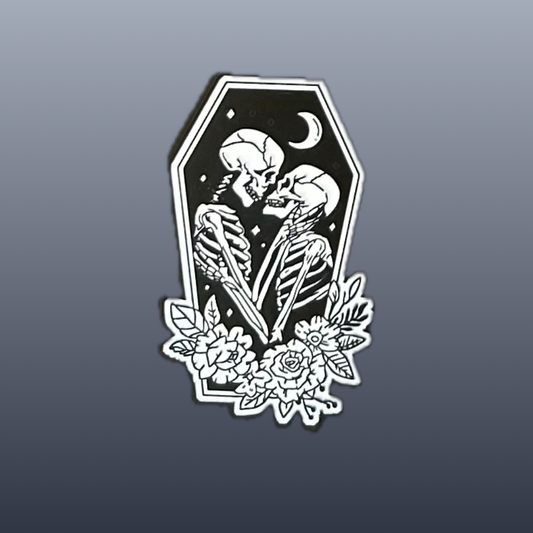The Skeleton Lovers enamel needle minder